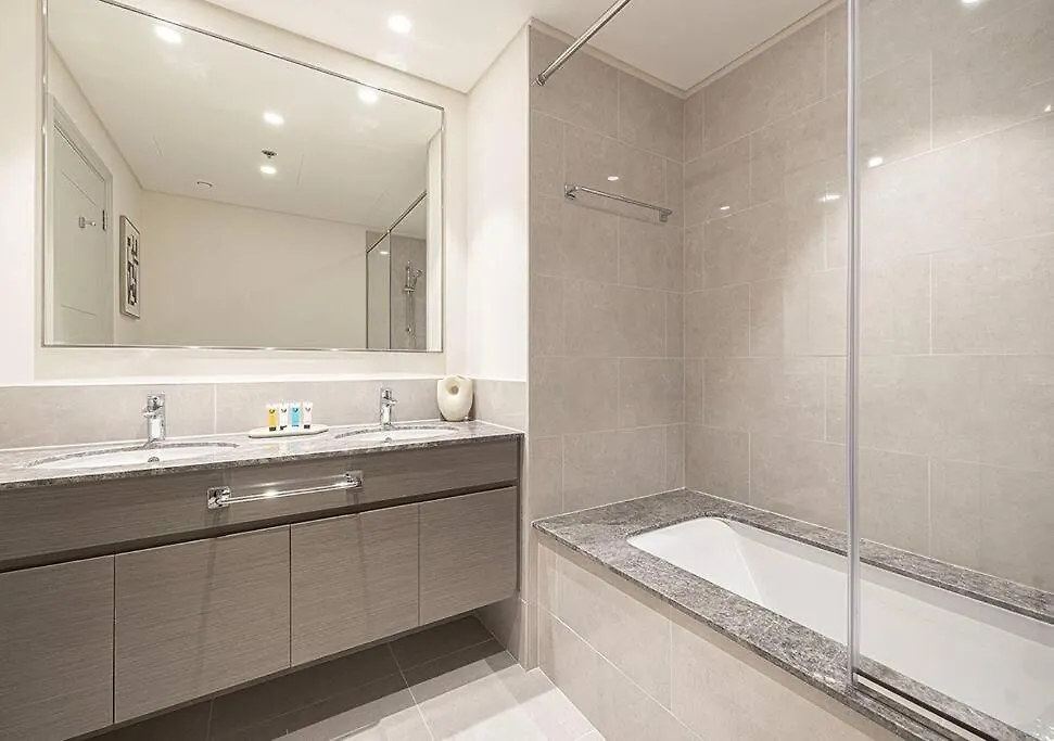 Downtown Sky High Luxury Apartment I City And Sea Views I Opp Dubai Mall Burj Khalifa 0*,  United Arab Emirates
